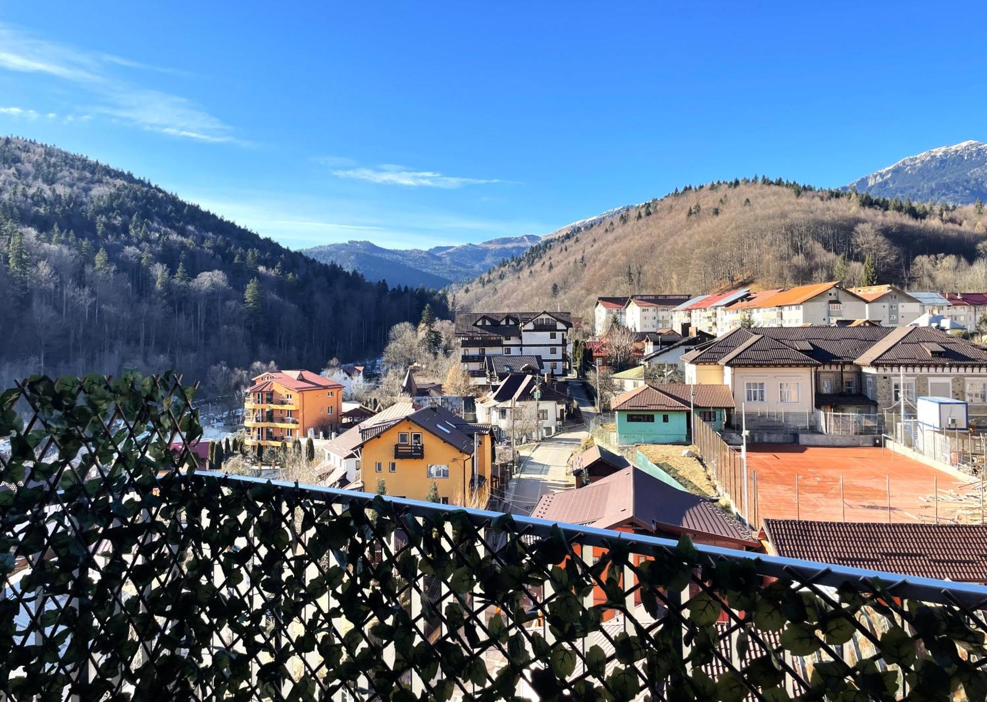 Rosewood Boutique Apartment Sinaia Exterior foto